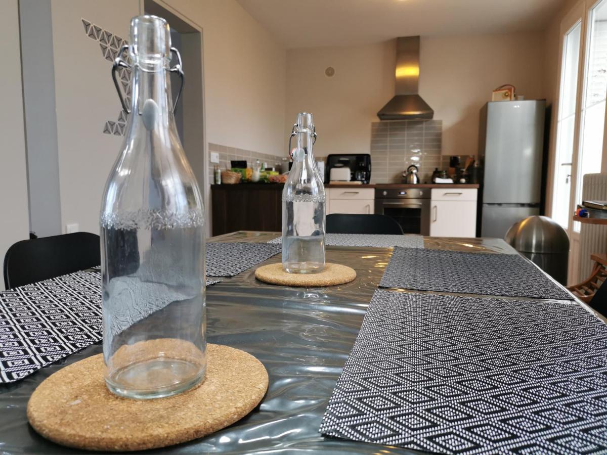 Authentique Gite 1950 Poitiers Futuroscope Aquascope, 1A9Prsn, 3 Pkg, 3 Etoiles A 6Prsn Et 3 Appoints Eco-Responsable מראה חיצוני תמונה